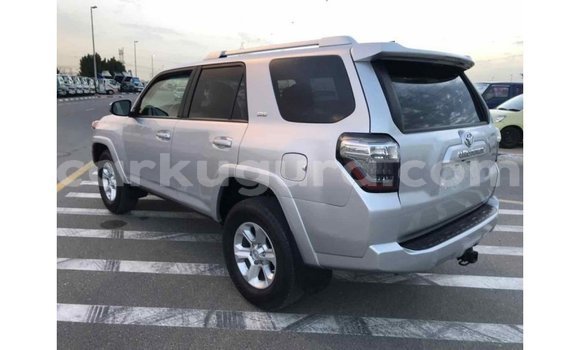 Nunua Imported Toyota 4Runner Nyingine Gari ndani ya Import - Dubai nchini Bujumbura Nunua Imported Toyota 4Runner Nyingine Gari ndani ya Import - Dubai nchini Bujumbura