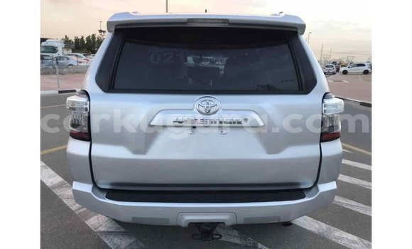 Nunua Imported Toyota 4Runner Nyingine Gari ndani ya Import - Dubai nchini Bujumbura Nunua Imported Toyota 4Runner Nyingine Gari ndani ya Import - Dubai nchini Bujumbura