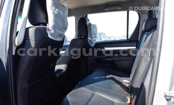 Nunua Imported Toyota Hilux Nyingine Gari ndani ya Import - Dubai nchini Bujumbura Nunua Imported Toyota Hilux Nyingine Gari ndani ya Import - Dubai nchini Bujumbura