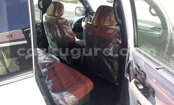 Nunua Imported Lexus LX Nyeupe Gari ndani ya Import - Dubai nchini Bujumbura Nunua Imported Lexus LX Nyeupe Gari ndani ya Import - Dubai nchini Bujumbura
