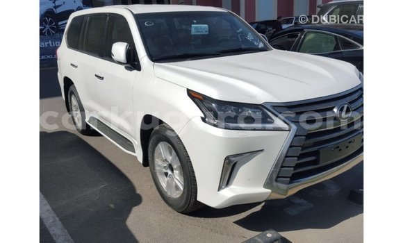 Nunua Imported Lexus LX Nyeupe Gari ndani ya Import - Dubai nchini Bujumbura Nunua Imported Lexus LX Nyeupe Gari ndani ya Import - Dubai nchini Bujumbura