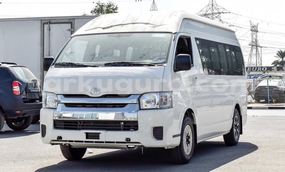 Buy Import Toyota Hiace White Car in Import - Dubai in Bujumbura Buy Import Toyota Hiace White Car in Import - Dubai in Bujumbura