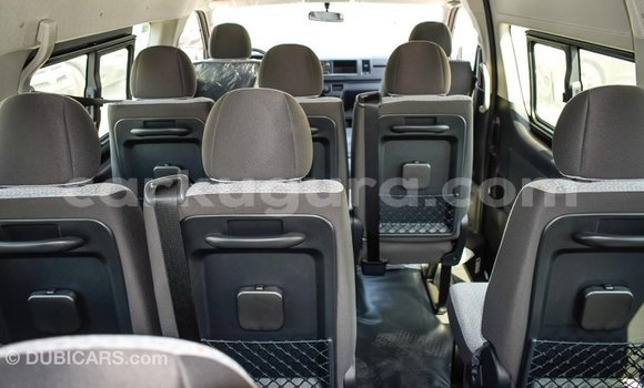 Buy Import Toyota Hiace White Car in Import - Dubai in Bujumbura Buy Import Toyota Hiace White Car in Import - Dubai in Bujumbura