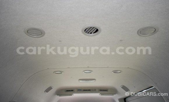 Buy Import Toyota Hiace White Car in Import - Dubai in Bujumbura Buy Import Toyota Hiace White Car in Import - Dubai in Bujumbura