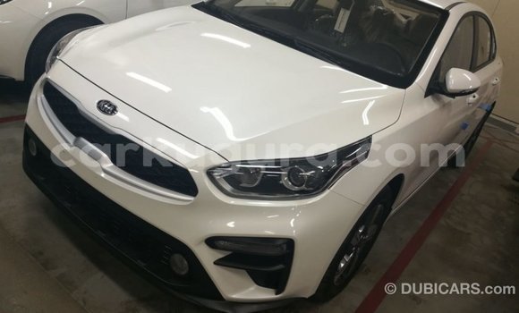 Nunua Imported Kia Cerato Nyeupe Gari ndani ya Import - Dubai nchini Bujumbura Nunua Imported Kia Cerato Nyeupe Gari ndani ya Import - Dubai nchini Bujumbura