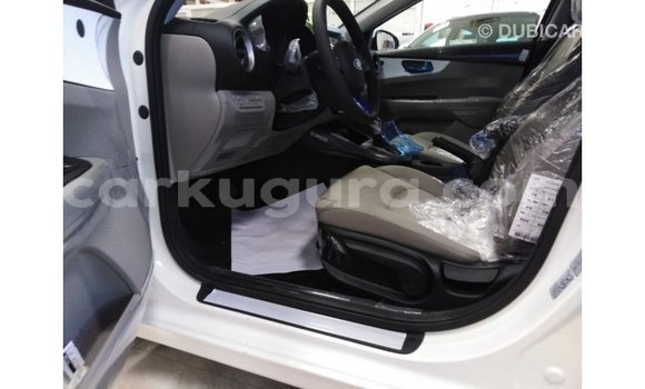 Nunua Imported Kia Cerato Nyeupe Gari ndani ya Import - Dubai nchini Bujumbura Nunua Imported Kia Cerato Nyeupe Gari ndani ya Import - Dubai nchini Bujumbura