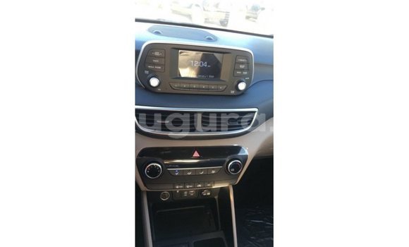 Buy Import Hyundai Tucson White Car in Import - Dubai in Bujumbura Buy Import Hyundai Tucson White Car in Import - Dubai in Bujumbura