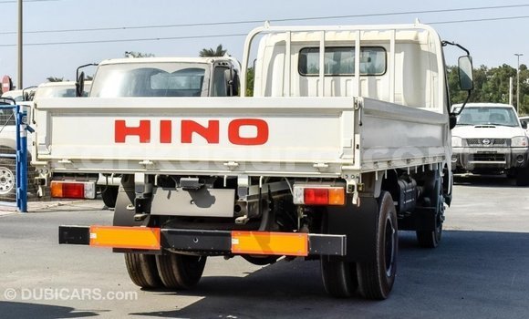 Acheter Import Utilitaire Hino 300 Series Blanc à Import - Dubai, Bujumbura Acheter Import Utilitaire Hino 300 Series Blanc à Import - Dubai, Bujumbura