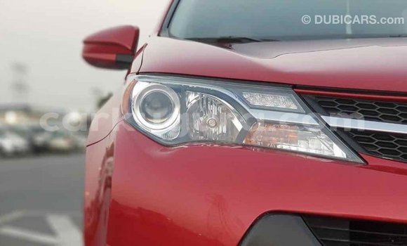 Acheter Import Voiture Toyota 4Runner Rouge à Import - Dubai, Bujumbura Acheter Import Voiture Toyota 4Runner Rouge à Import - Dubai, Bujumbura