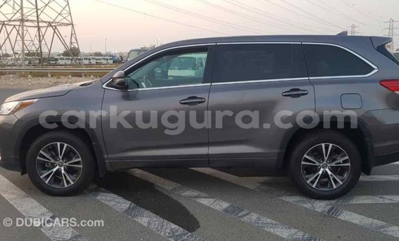 Nunua Imported Toyota Highlander Nyingine Gari ndani ya Import - Dubai nchini Bujumbura Nunua Imported Toyota Highlander Nyingine Gari ndani ya Import - Dubai nchini Bujumbura