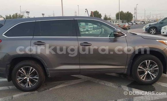 Nunua Imported Toyota Highlander Nyingine Gari ndani ya Import - Dubai nchini Bujumbura Nunua Imported Toyota Highlander Nyingine Gari ndani ya Import - Dubai nchini Bujumbura