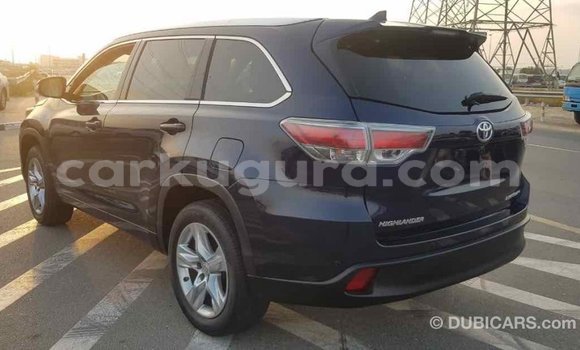 Nunua Imported Toyota Highlander Bluu Gari ndani ya Import - Dubai nchini Bujumbura Nunua Imported Toyota Highlander Bluu Gari ndani ya Import - Dubai nchini Bujumbura