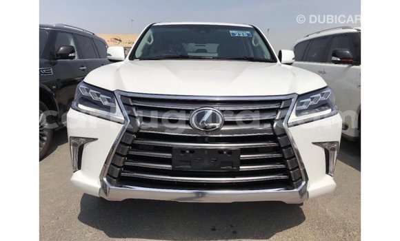 Acheter Import Voiture Lexus LX Blanc à Import - Dubai, Bujumbura Acheter Import Voiture Lexus LX Blanc à Import - Dubai, Bujumbura
