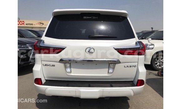 Acheter Import Voiture Lexus LX Blanc à Import - Dubai, Bujumbura Acheter Import Voiture Lexus LX Blanc à Import - Dubai, Bujumbura