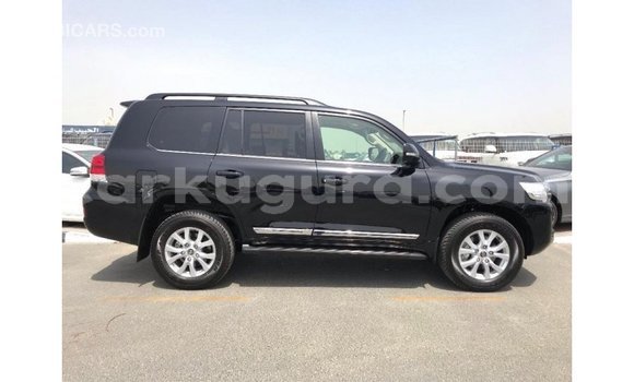Acheter Import Voiture Toyota Land Cruiser Noir à Import - Dubai, Bujumbura Acheter Import Voiture Toyota Land Cruiser Noir à Import - Dubai, Bujumbura