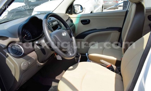 Buy Import Hyundai i10 White Car in Import - Dubai in Bujumbura Buy Import Hyundai i10 White Car in Import - Dubai in Bujumbura