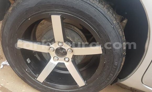 Acheter Occasion Voiture Toyota Wish Gris à Bujumbura, Bujumbura Acheter Occasion Voiture Toyota Wish Gris à Bujumbura, Bujumbura