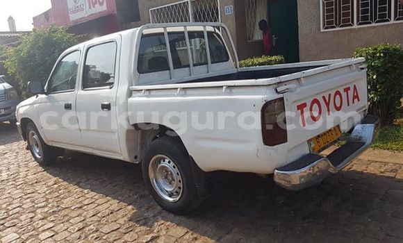 Acheter Occasion Voiture Toyota Hilux Blanc à Bujumbura, Bujumbura Acheter Occasion Voiture Toyota Hilux Blanc à Bujumbura, Bujumbura