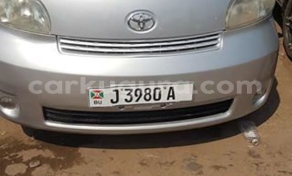 Acheter Occasion Voiture Toyota Porte Gris à Bujumbura, Bujumbura Acheter Occasion Voiture Toyota Porte Gris à Bujumbura, Bujumbura