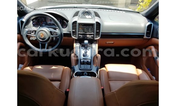 Nunua Imported Porsche Cayenne Nyeupe Gari ndani ya Import - Dubai nchini Bujumbura Nunua Imported Porsche Cayenne Nyeupe Gari ndani ya Import - Dubai nchini Bujumbura