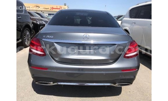 Buy Import Mercedes-Benz 200 Other Car in Import - Dubai in Bujumbura Buy Import Mercedes-Benz 200 Other Car in Import - Dubai in Bujumbura