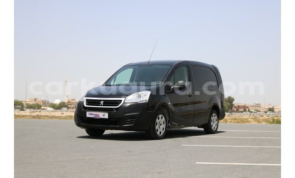 Acheter Import Voiture Peugeot Partner Noir à Import - Dubai, Bujumbura