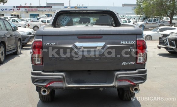 Acheter Import Voiture Toyota Hilux Noir à Import - Dubai, Bujumbura Acheter Import Voiture Toyota Hilux Noir à Import - Dubai, Bujumbura