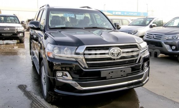 Nunua Imported Toyota Land Cruiser Nyeusi Gari ndani ya Import - Dubai nchini Bujumbura Nunua Imported Toyota Land Cruiser Nyeusi Gari ndani ya Import - Dubai nchini Bujumbura