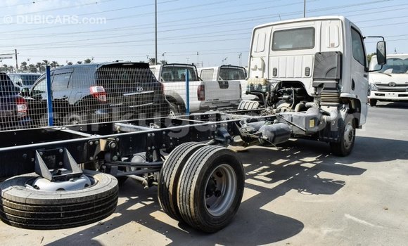 Nunua Imported Mercedes-Benz 190 Nyeupe Gari ndani ya Import - Dubai nchini Bujumbura Nunua Imported Mercedes-Benz 190 Nyeupe Gari ndani ya Import - Dubai nchini Bujumbura