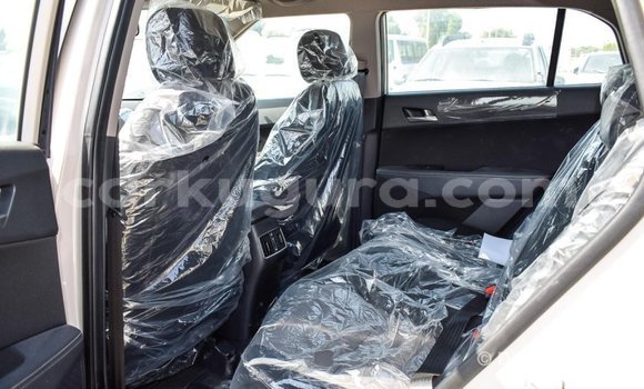 Nunua Imported Hyundai Creta Beige Gari ndani ya Import - Dubai nchini Bujumbura Nunua Imported Hyundai Creta Beige Gari ndani ya Import - Dubai nchini Bujumbura