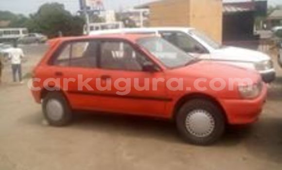 Acheter Occasion Voiture Toyota Starlet Rouge à Bujumbura, Bujumbura Acheter Occasion Voiture Toyota Starlet Rouge à Bujumbura, Bujumbura