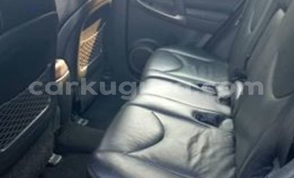 Acheter Occasion Voiture Toyota RAV4 Gris à Bujumbura, Bujumbura Acheter Occasion Voiture Toyota RAV4 Gris à Bujumbura, Bujumbura