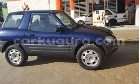 Acheter Occasion Voiture Toyota RAV4 Bleu à Bujumbura, Bujumbura Acheter Occasion Voiture Toyota RAV4 Bleu à Bujumbura, Bujumbura
