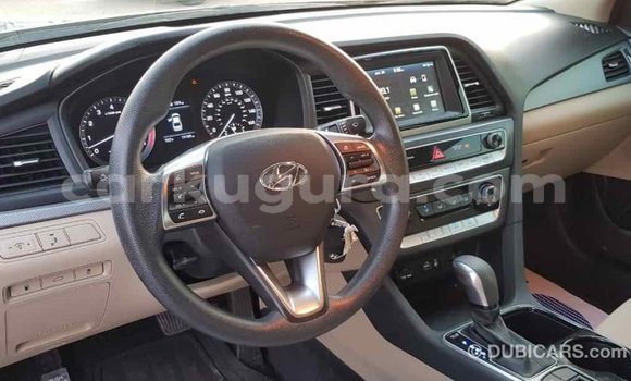 Nunua Imported Hyundai Sonata Nyeusi Gari ndani ya Import - Dubai nchini Bujumbura Nunua Imported Hyundai Sonata Nyeusi Gari ndani ya Import - Dubai nchini Bujumbura