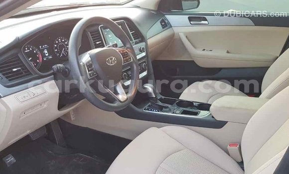 Nunua Imported Hyundai Sonata Nyeusi Gari ndani ya Import - Dubai nchini Bujumbura Nunua Imported Hyundai Sonata Nyeusi Gari ndani ya Import - Dubai nchini Bujumbura