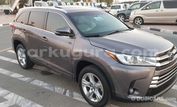Nunua Imported Toyota Highlander Nyingine Gari ndani ya Import - Dubai nchini Bujumbura Nunua Imported Toyota Highlander Nyingine Gari ndani ya Import - Dubai nchini Bujumbura