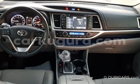 Nunua Imported Toyota Highlander Nyingine Gari ndani ya Import - Dubai nchini Bujumbura Nunua Imported Toyota Highlander Nyingine Gari ndani ya Import - Dubai nchini Bujumbura