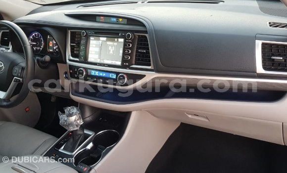 Nunua Imported Toyota Highlander Nyingine Gari ndani ya Import - Dubai nchini Bujumbura Nunua Imported Toyota Highlander Nyingine Gari ndani ya Import - Dubai nchini Bujumbura
