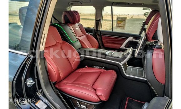 Buy Import Toyota Land Cruiser Black Car in Import - Dubai in Bujumbura Buy Import Toyota Land Cruiser Black Car in Import - Dubai in Bujumbura