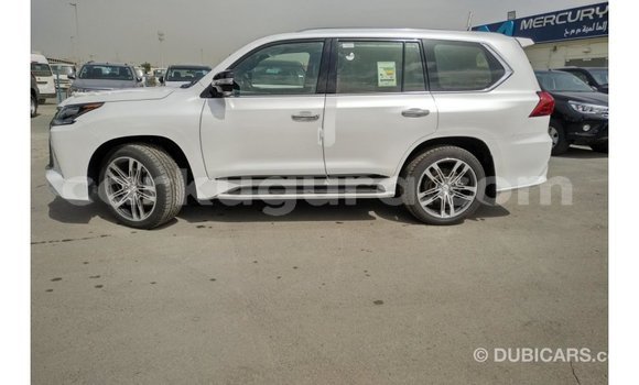 Acheter Import Voiture Lexus LX Rouge à Import - Dubai, Bujumbura Acheter Import Voiture Lexus LX Rouge à Import - Dubai, Bujumbura