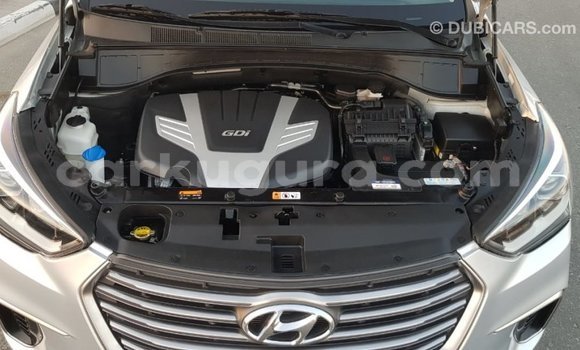 Acheter Import Voiture Hyundai Santa Fe Autre à Import - Dubai, Bujumbura Acheter Import Voiture Hyundai Santa Fe Autre à Import - Dubai, Bujumbura