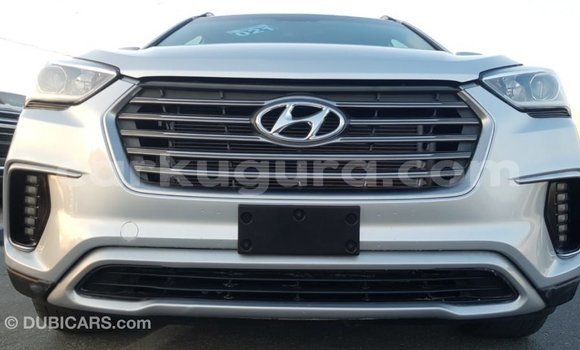 Acheter Import Voiture Hyundai Santa Fe Autre à Import - Dubai, Bujumbura Acheter Import Voiture Hyundai Santa Fe Autre à Import - Dubai, Bujumbura
