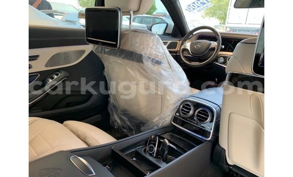 Buy Import Mercedes-Benz 190 White Car in Import - Dubai in Bujumbura Buy Import Mercedes-Benz 190 White Car in Import - Dubai in Bujumbura