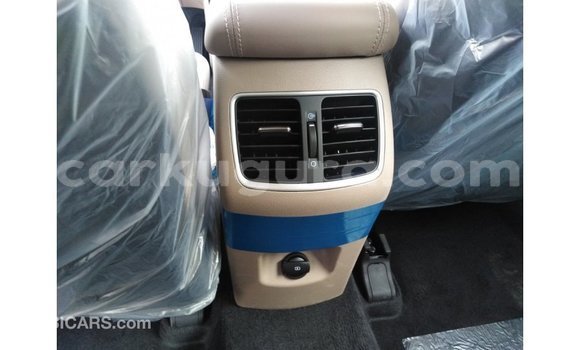 Buy Import Hyundai Tucson White Car in Import - Dubai in Bujumbura Buy Import Hyundai Tucson White Car in Import - Dubai in Bujumbura