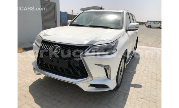 Nunua Imported Lexus LX Nyeupe Gari ndani ya Import - Dubai nchini Bujumbura Nunua Imported Lexus LX Nyeupe Gari ndani ya Import - Dubai nchini Bujumbura