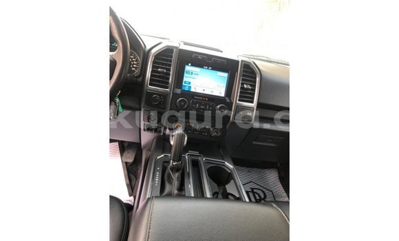 Acheter Import Utilitaire Ford AEV AMBULANCE Blanc à Import - Dubai, Bujumbura Acheter Import Utilitaire Ford AEV AMBULANCE Blanc à Import - Dubai, Bujumbura