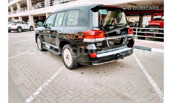 Acheter Import Voiture Toyota Land Cruiser Noir à Import - Dubai, Bujumbura Acheter Import Voiture Toyota Land Cruiser Noir à Import - Dubai, Bujumbura
