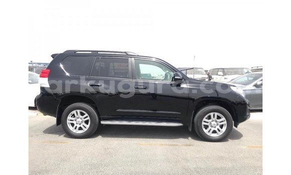 Acheter Import Voiture Toyota Land Cruiser Noir à Import - Dubai, Bujumbura Acheter Import Voiture Toyota Land Cruiser Noir à Import - Dubai, Bujumbura