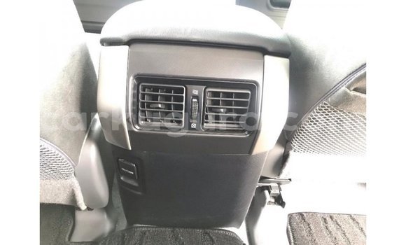 Acheter Import Voiture Toyota Land Cruiser Noir à Import - Dubai, Bujumbura Acheter Import Voiture Toyota Land Cruiser Noir à Import - Dubai, Bujumbura