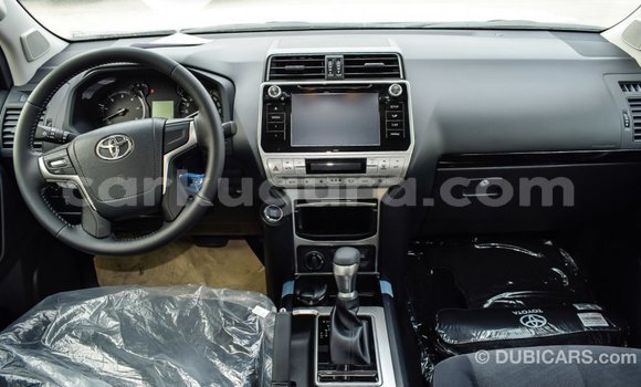 Nunua Imported Toyota Prado Nyeusi Gari ndani ya Import - Dubai nchini Bujumbura Nunua Imported Toyota Prado Nyeusi Gari ndani ya Import - Dubai nchini Bujumbura